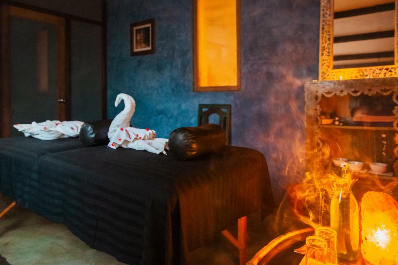 Devarya Wellness Beach Resort Morjim Eksteriør bilde