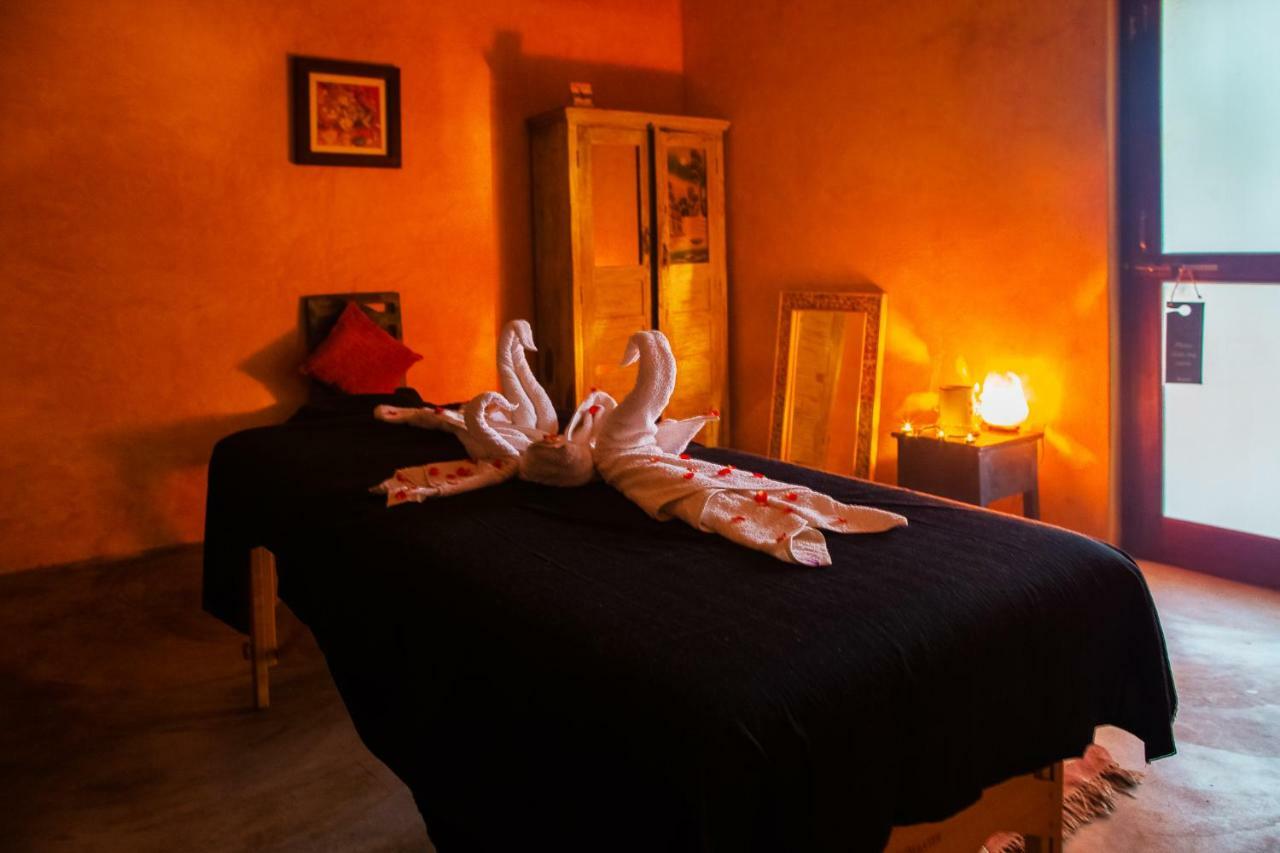 Devarya Wellness Beach Resort Morjim Eksteriør bilde