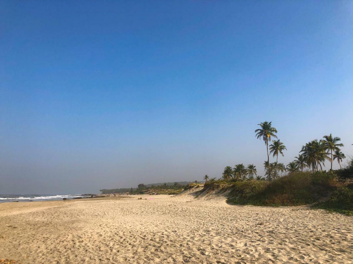 Devarya Wellness Beach Resort Morjim Eksteriør bilde