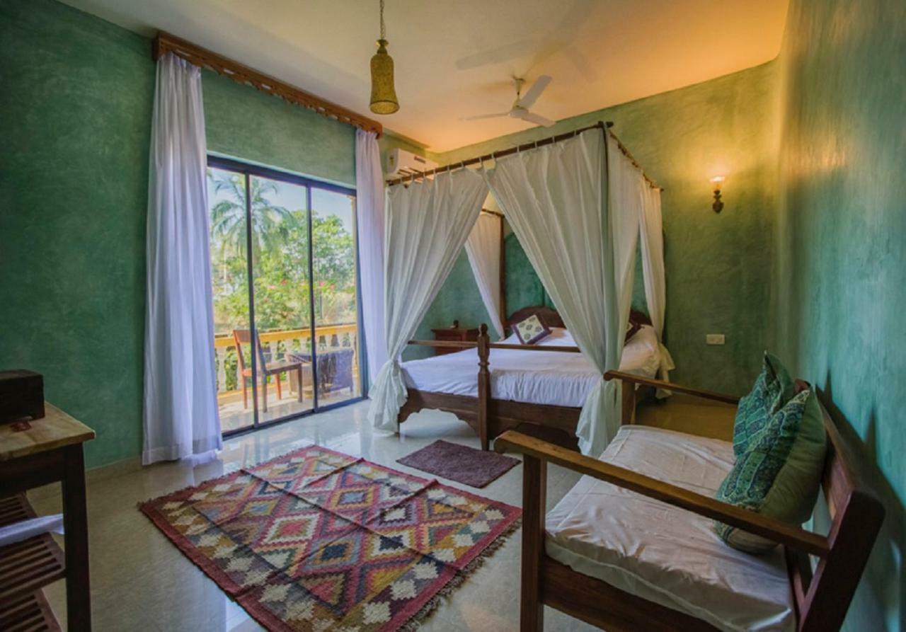 Devarya Wellness Beach Resort Morjim Eksteriør bilde